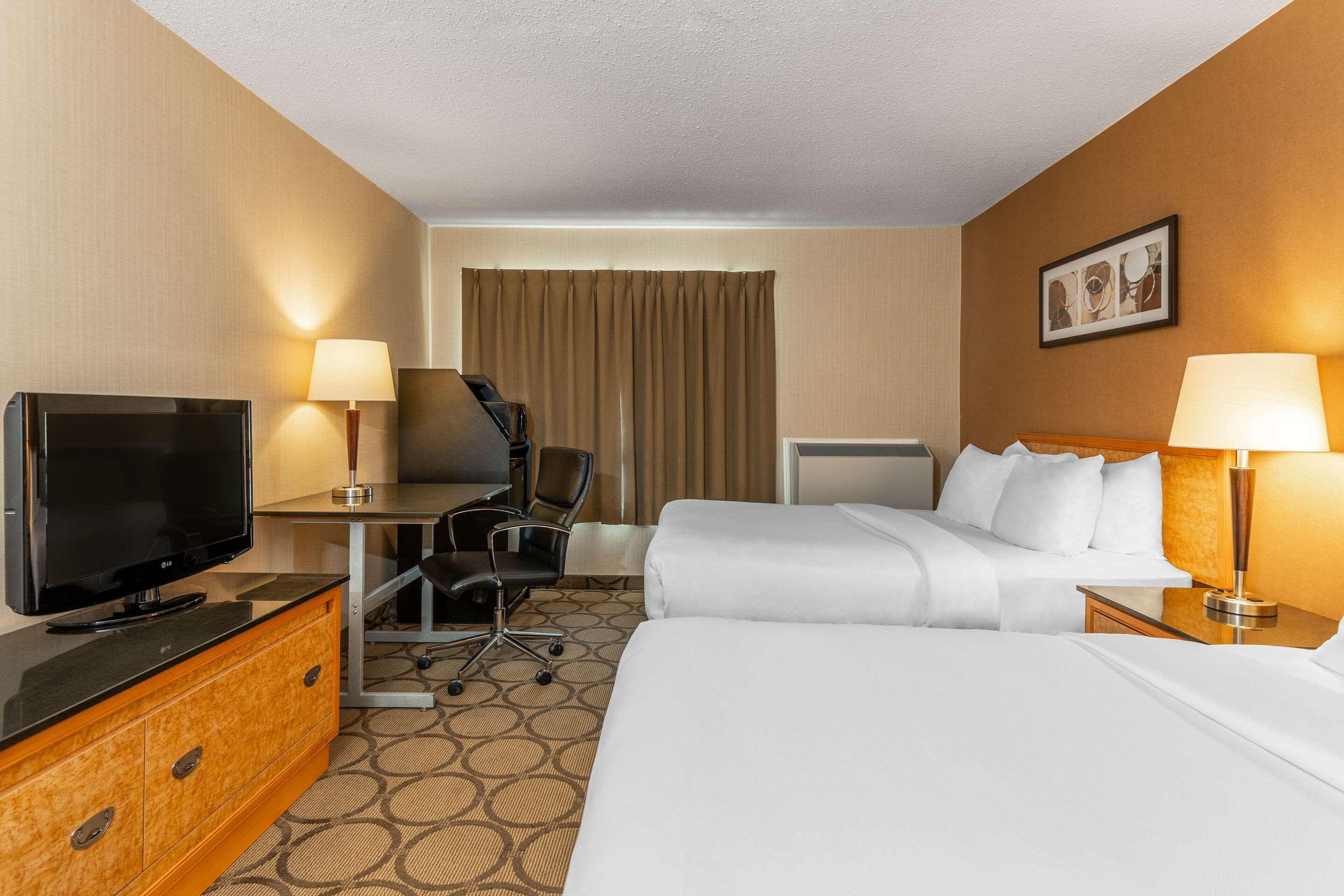 Comfort Inn South Winnipeg Exterior photo